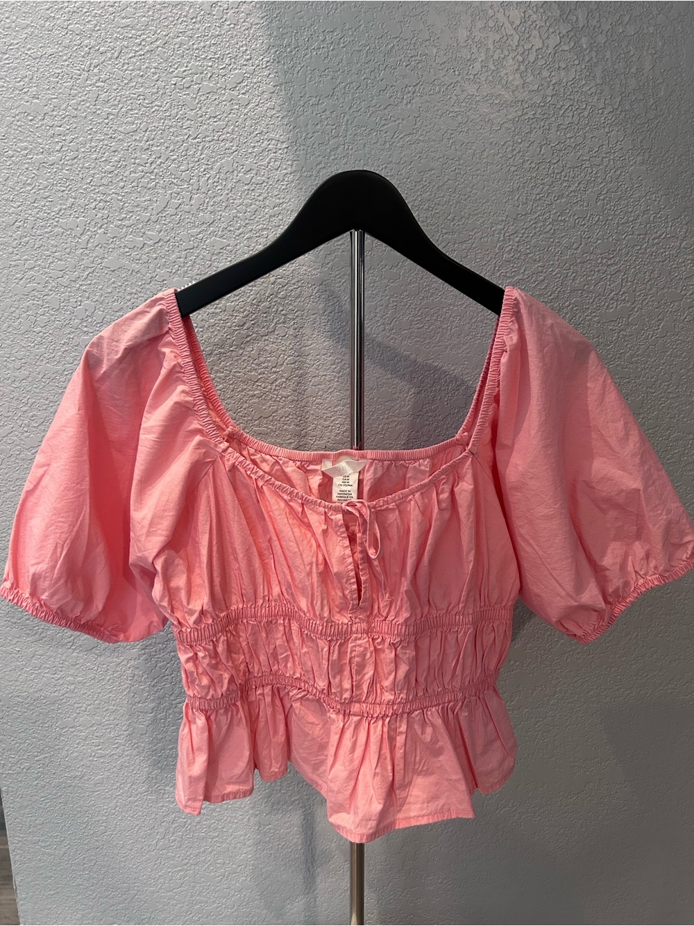 H&M Pink Puff-Sleeve Top